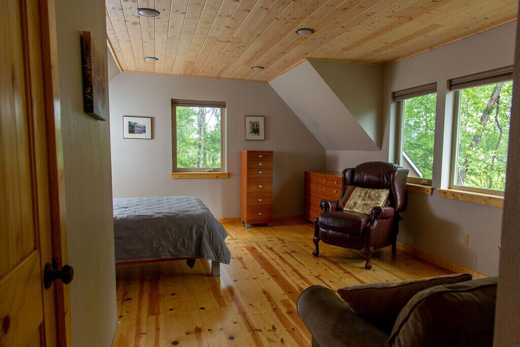 Photo of Bedroom in Talkeetna