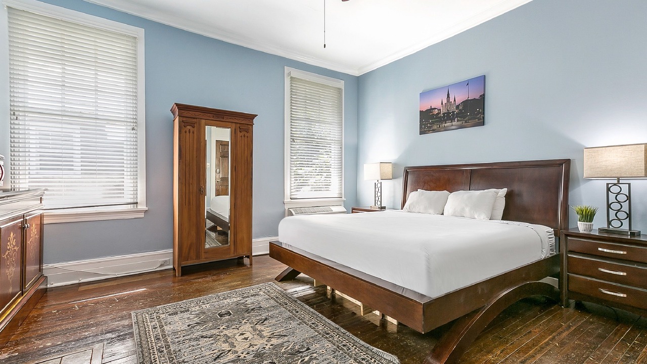 Photo of Bedroom in Mid-City