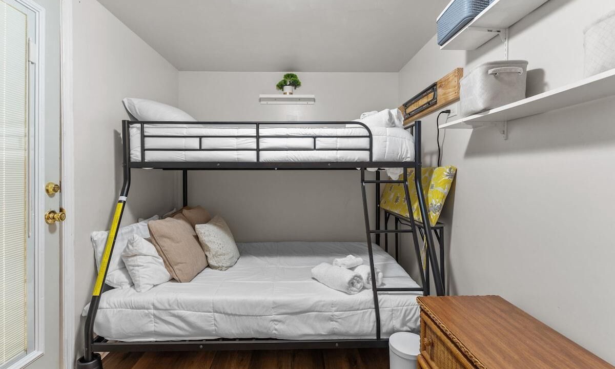 Photo of Bedroom in Myrtle Grove