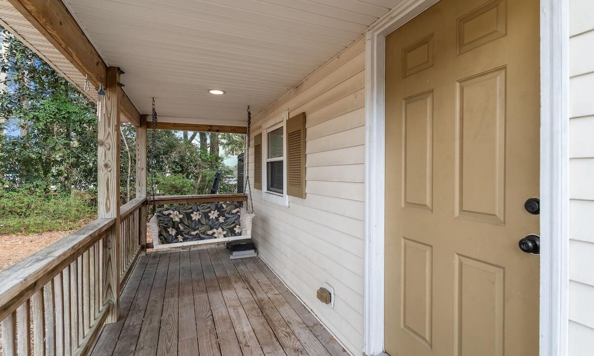 Photo of Outdoor in Myrtle Grove