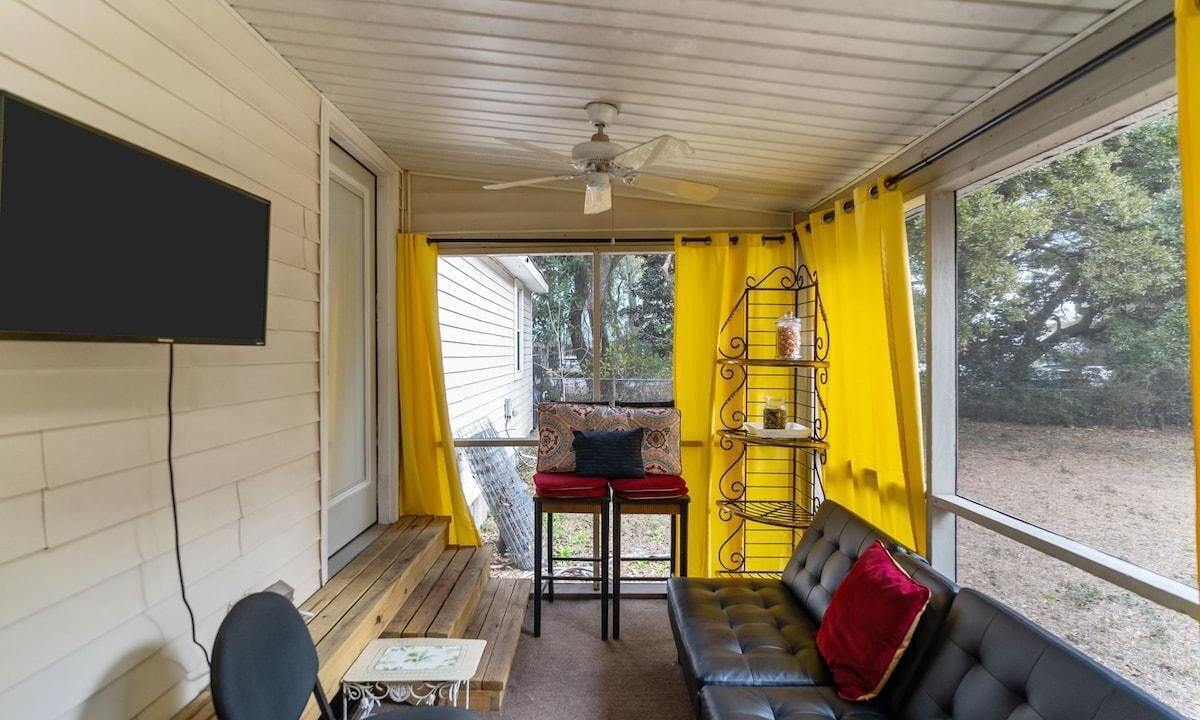 Photo of Livingroom in Myrtle Grove