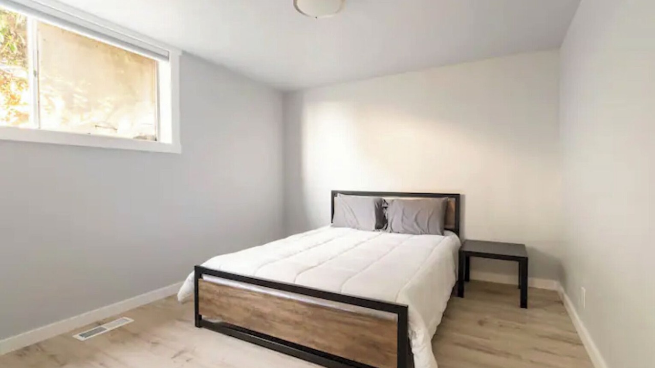 Photo of Bedroom in Central Houghton