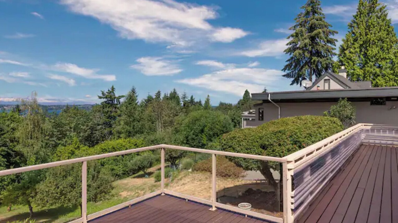 Photo of Patio Balcony in Central Houghton