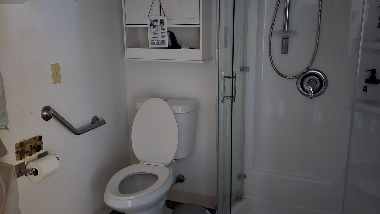 Photo of Bathroom in Fishhook