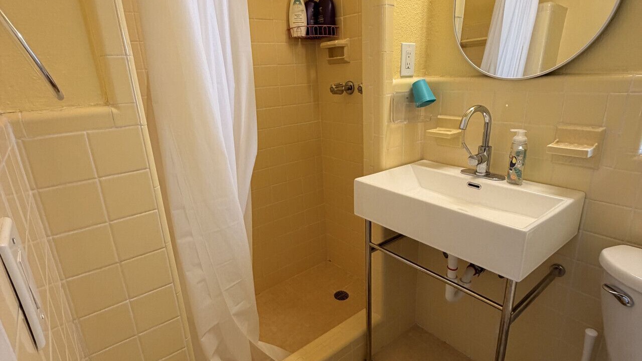 Photo of Bathroom in Poinsettia Heights