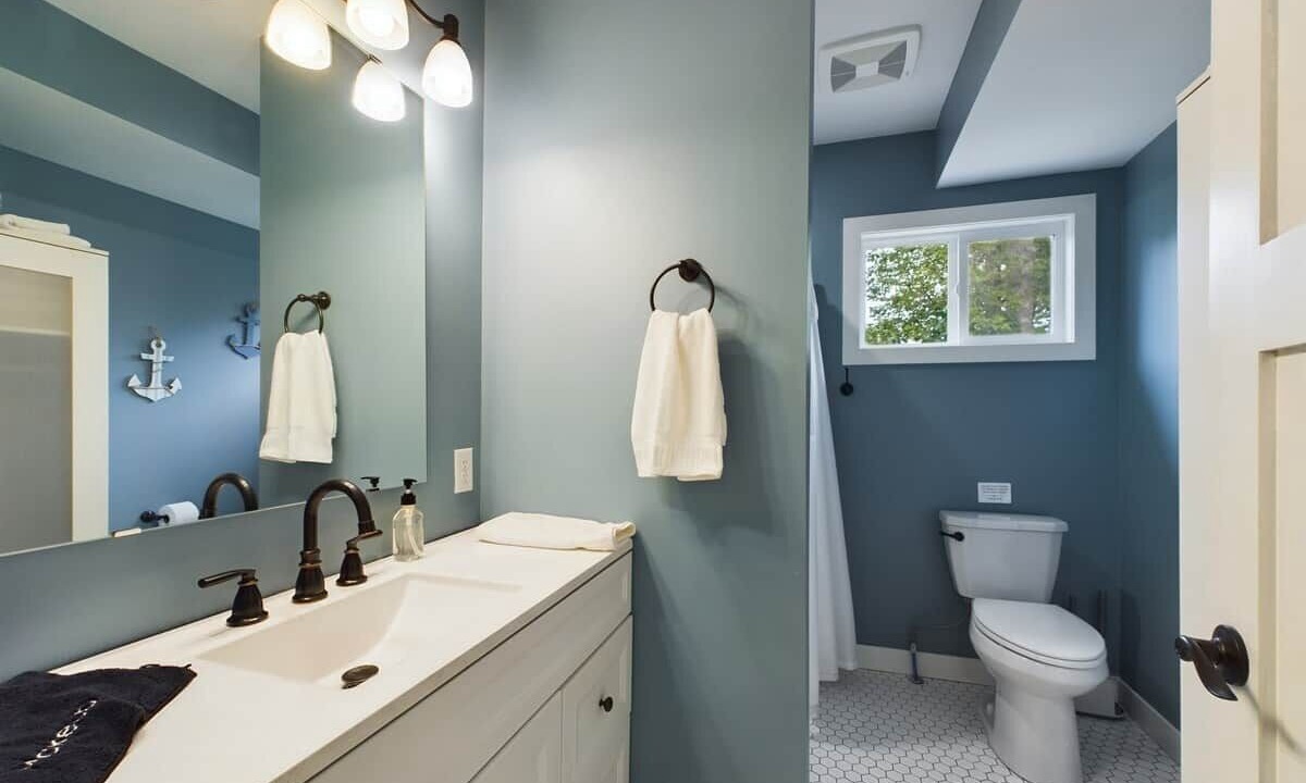 Photo of Bathroom in Glenwood