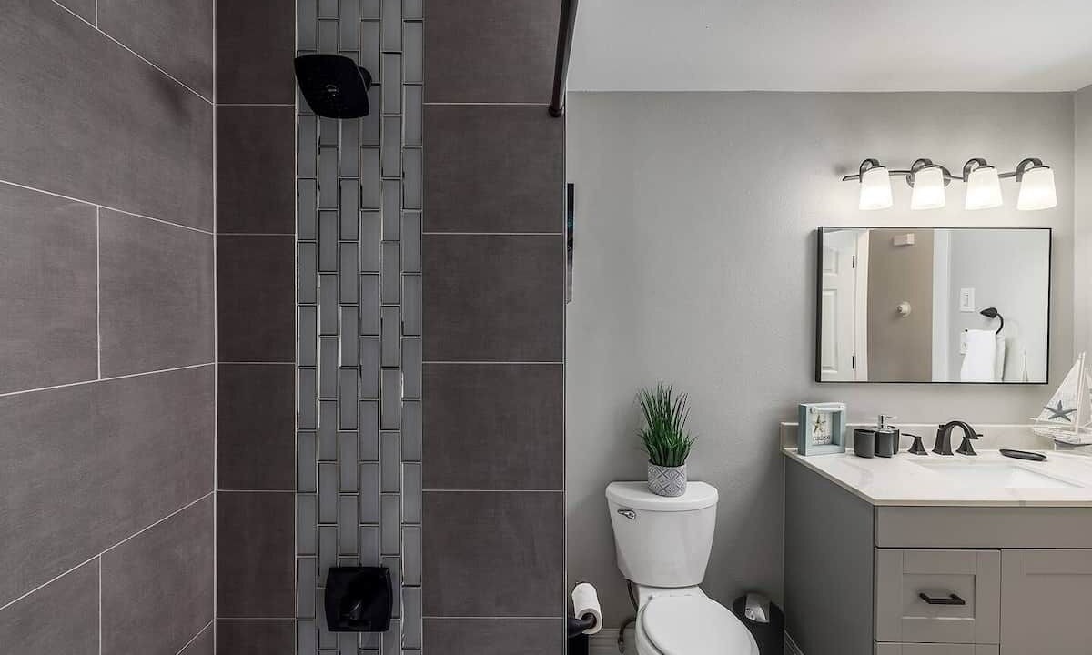 Photo of Bathroom in Campbell Park