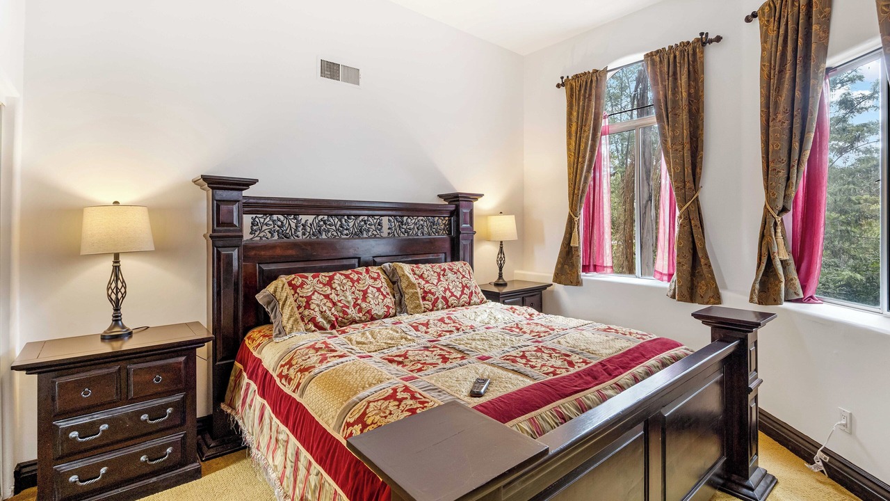 Photo of Bedroom in Los Angeles