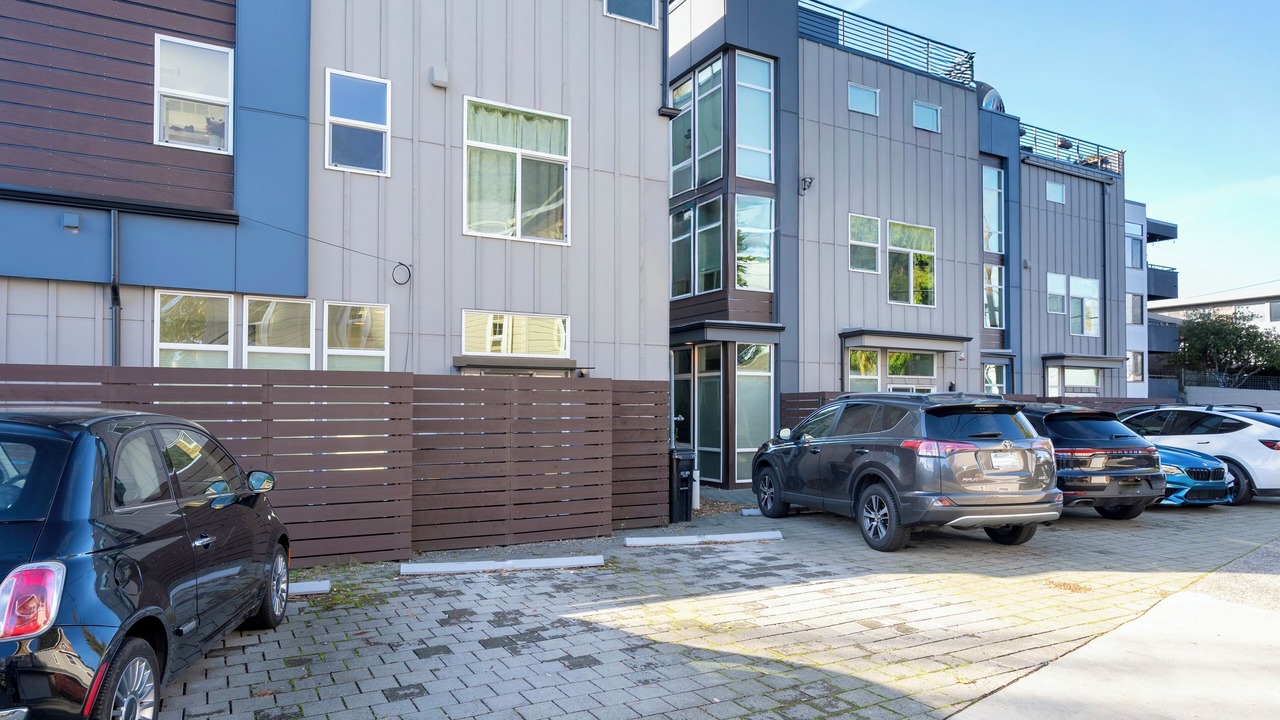 Photo of Outdoor in East Queen Anne