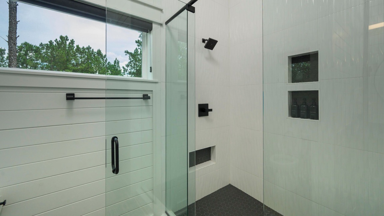 Photo of Bathroom in Hochatown
