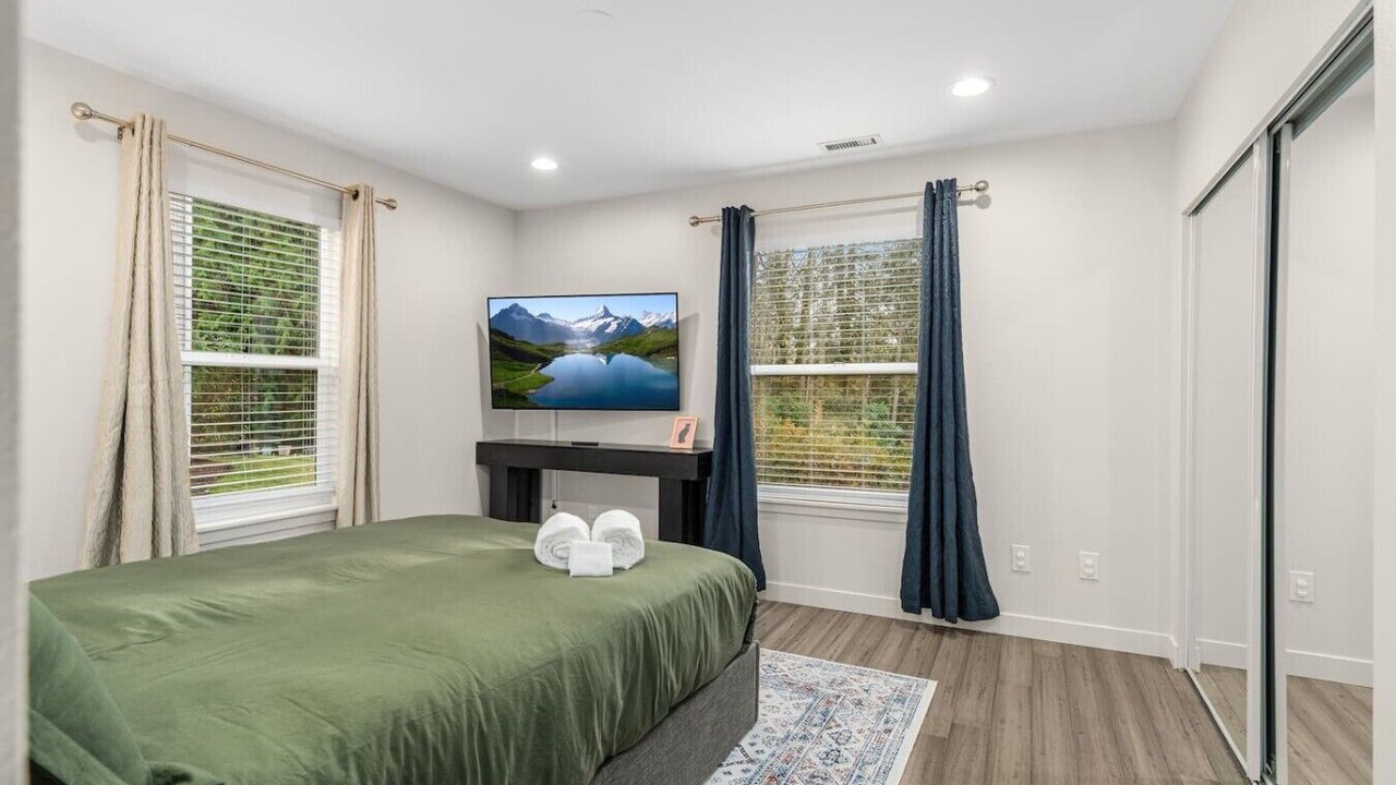 Photo of Bedroom in Union Hill-Novelty Hill