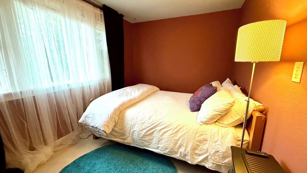 Photo of Bedroom in Genesee