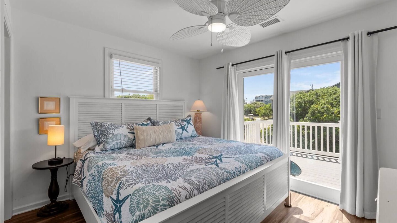 Photo of Bedroom in Sea Scape