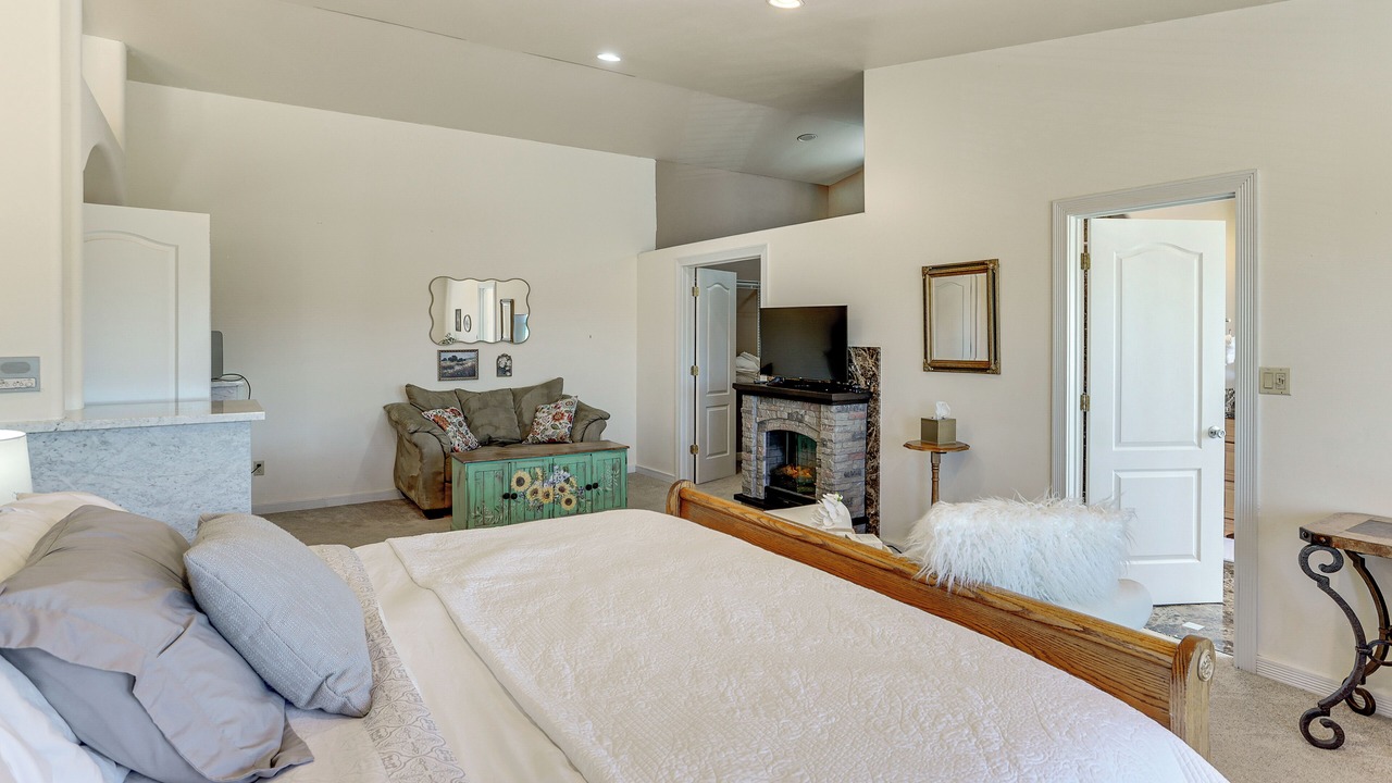 Photo of Livingroom in Mancos