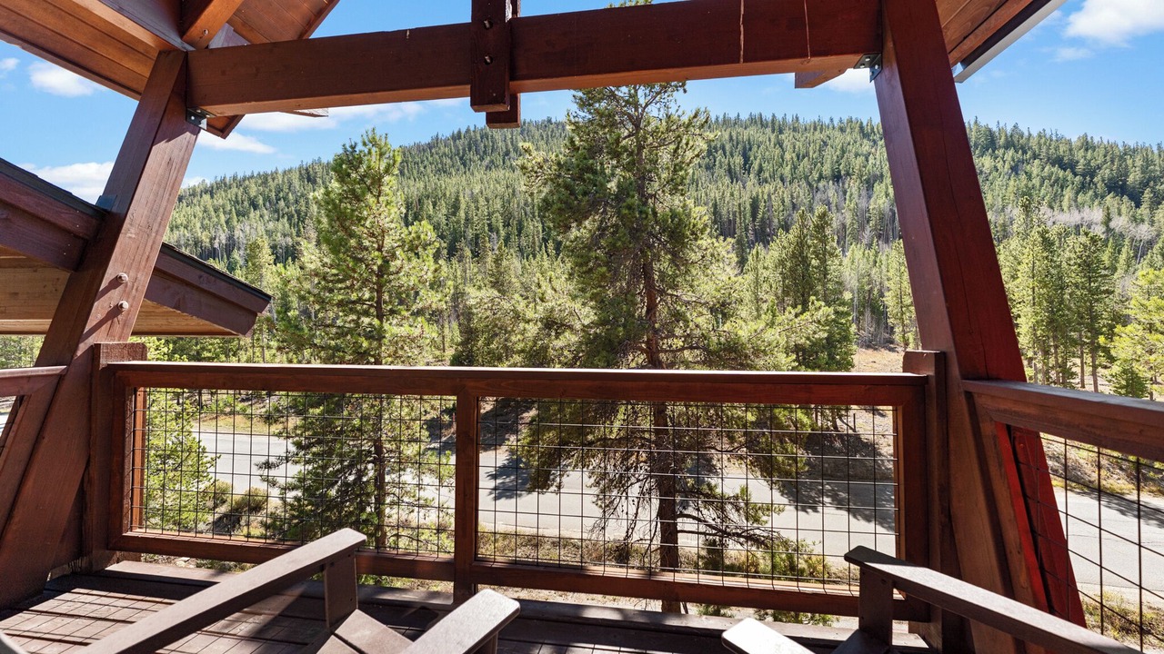 Photo of Patio Balcony in Lakeside Village