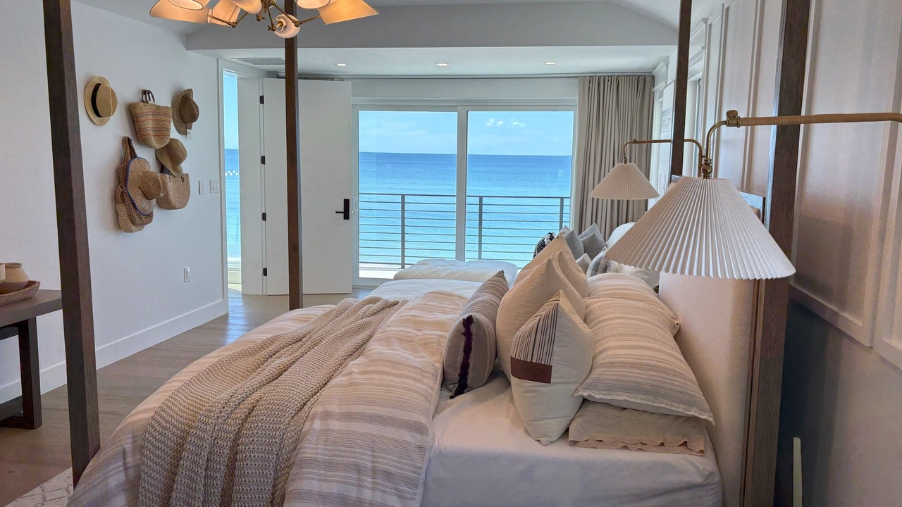 Photo of Bedroom in Palm Island