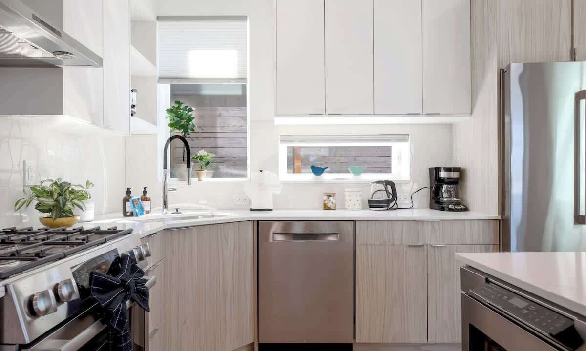 Photo of Kitchen in North Queen Anne
