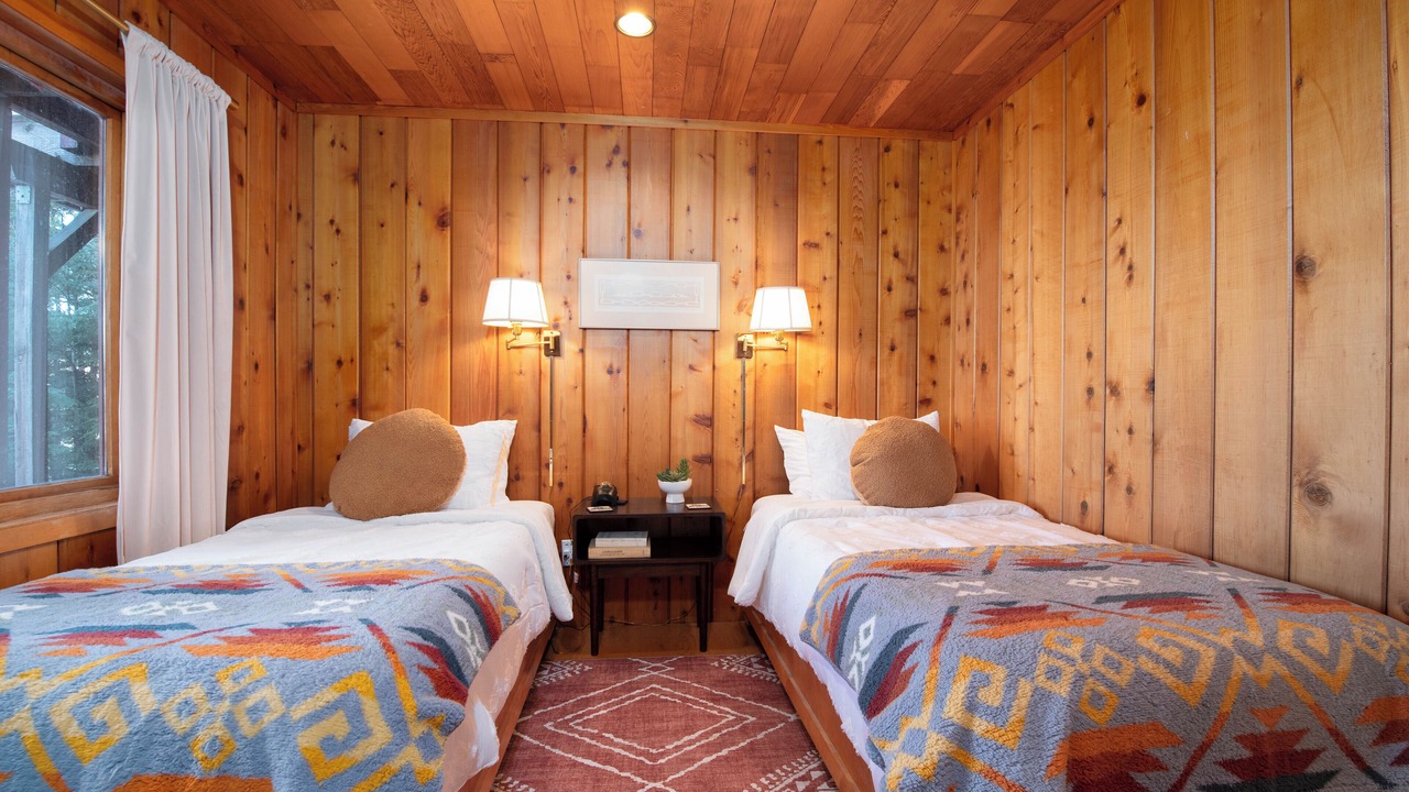 Photo of Bedroom in Ketchikan