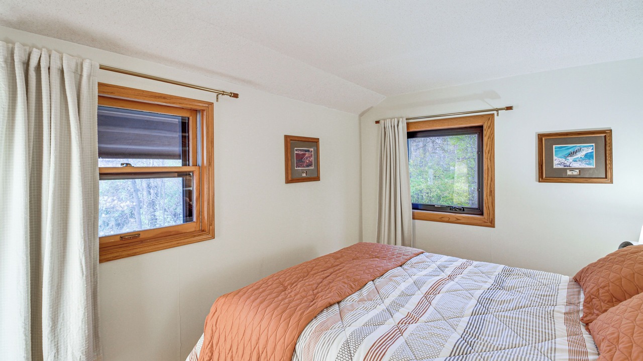 Photo of Bedroom in Isle