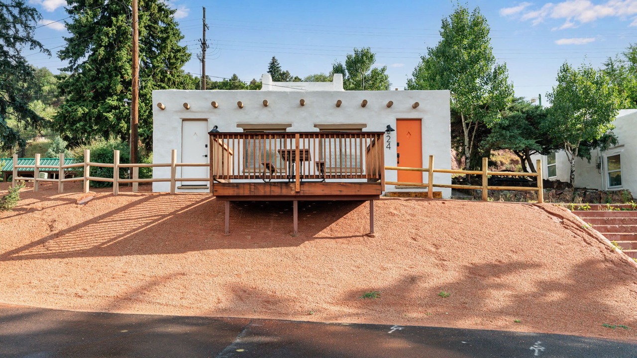 Photo of Outdoor in Manitou Springs