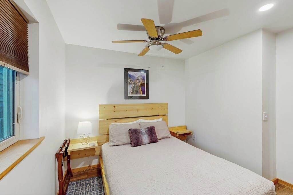 Photo of Bedroom in Alyeska
