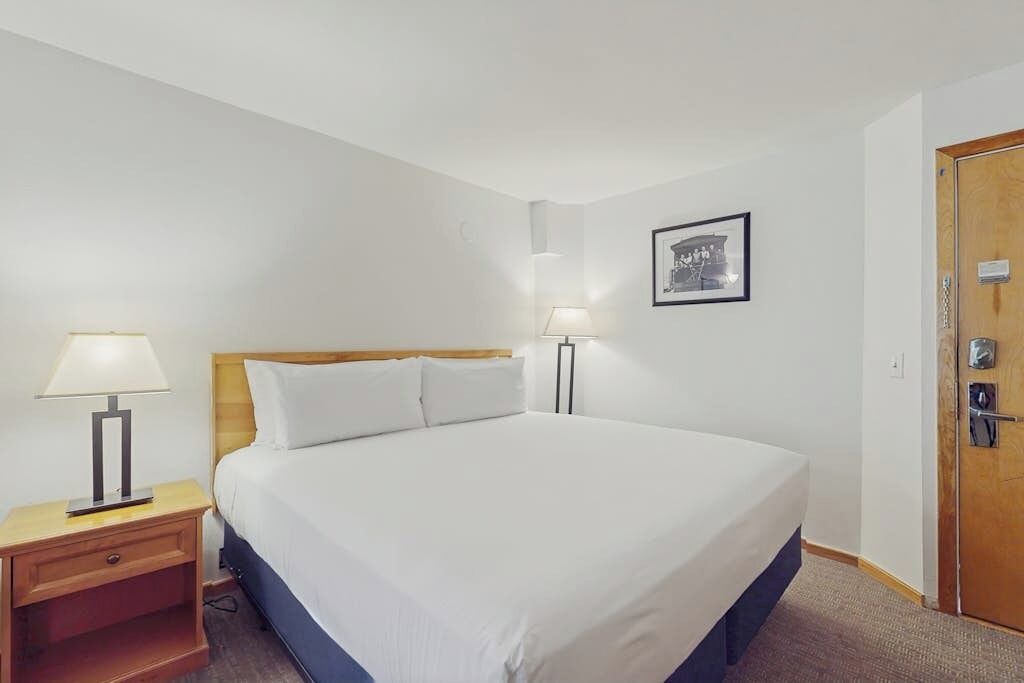 Photo of Bedroom in West End