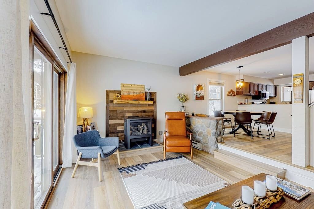 Photo of Livingroom in Eagle-Vail