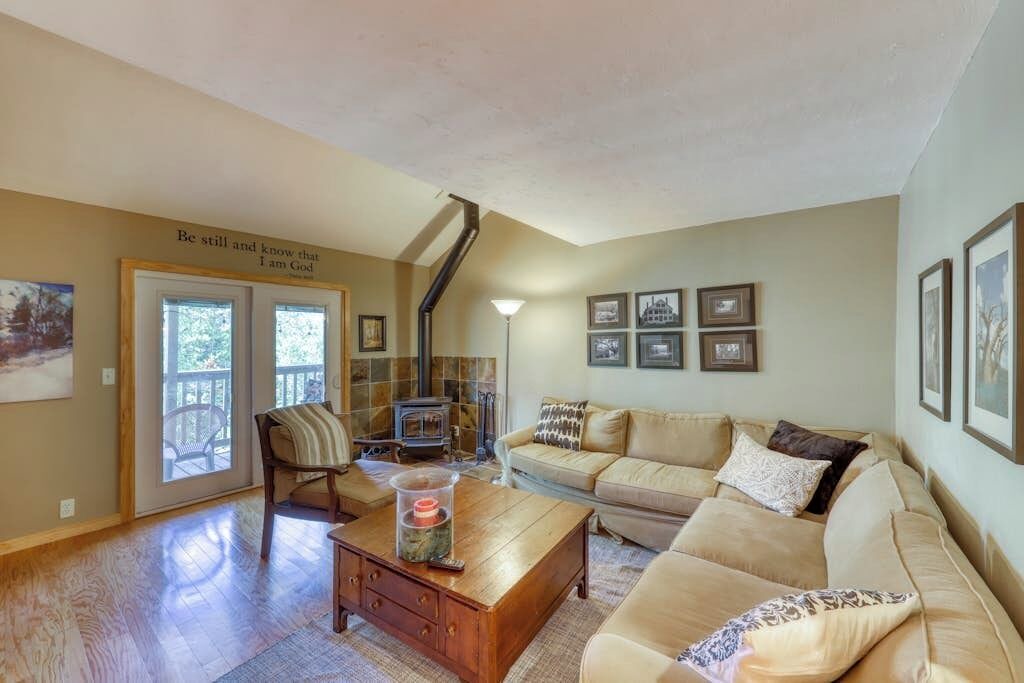 Photo of Livingroom in Baldy Mountain