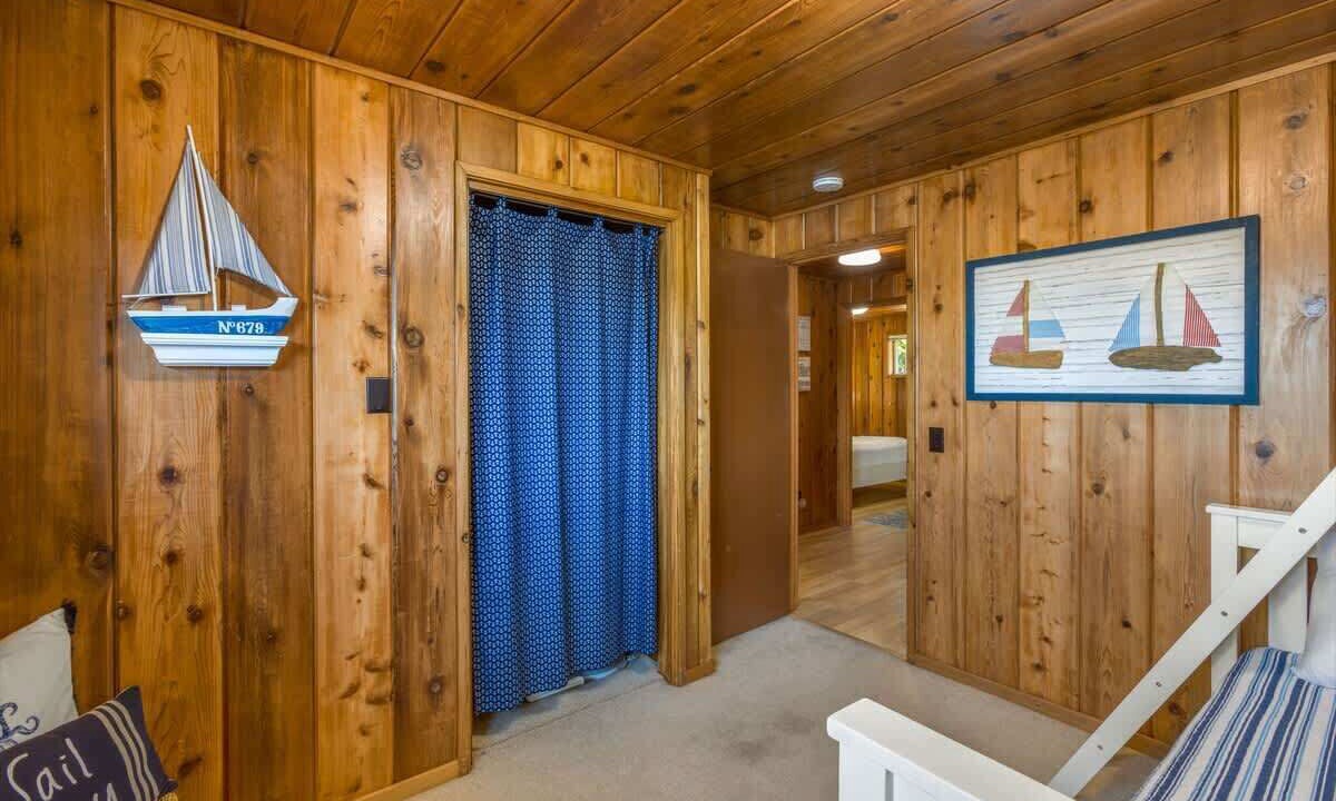 Photo of Bedroom in Agate