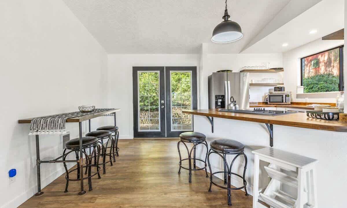 Photo of Kitchen in Lakebay