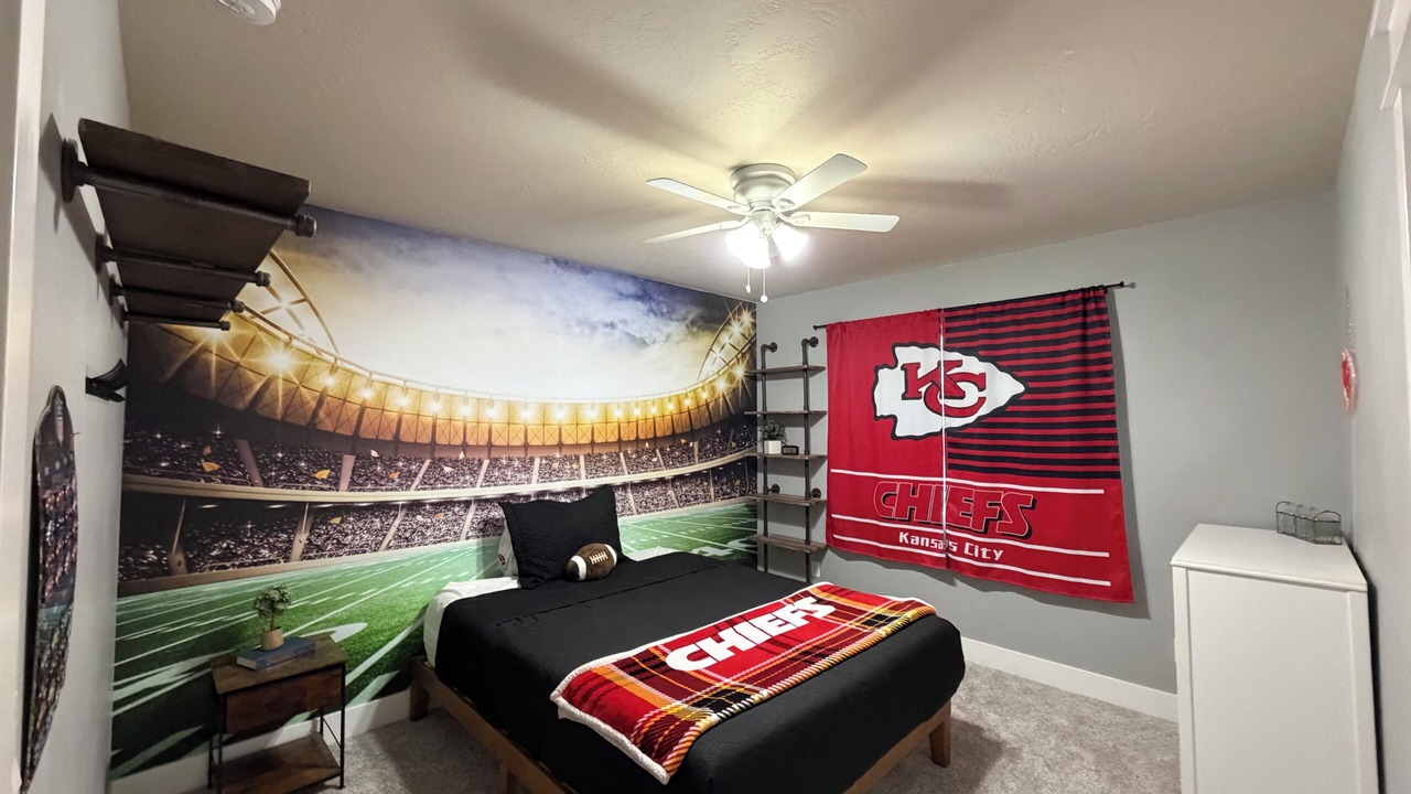 Photo of Bedroom in Eagle