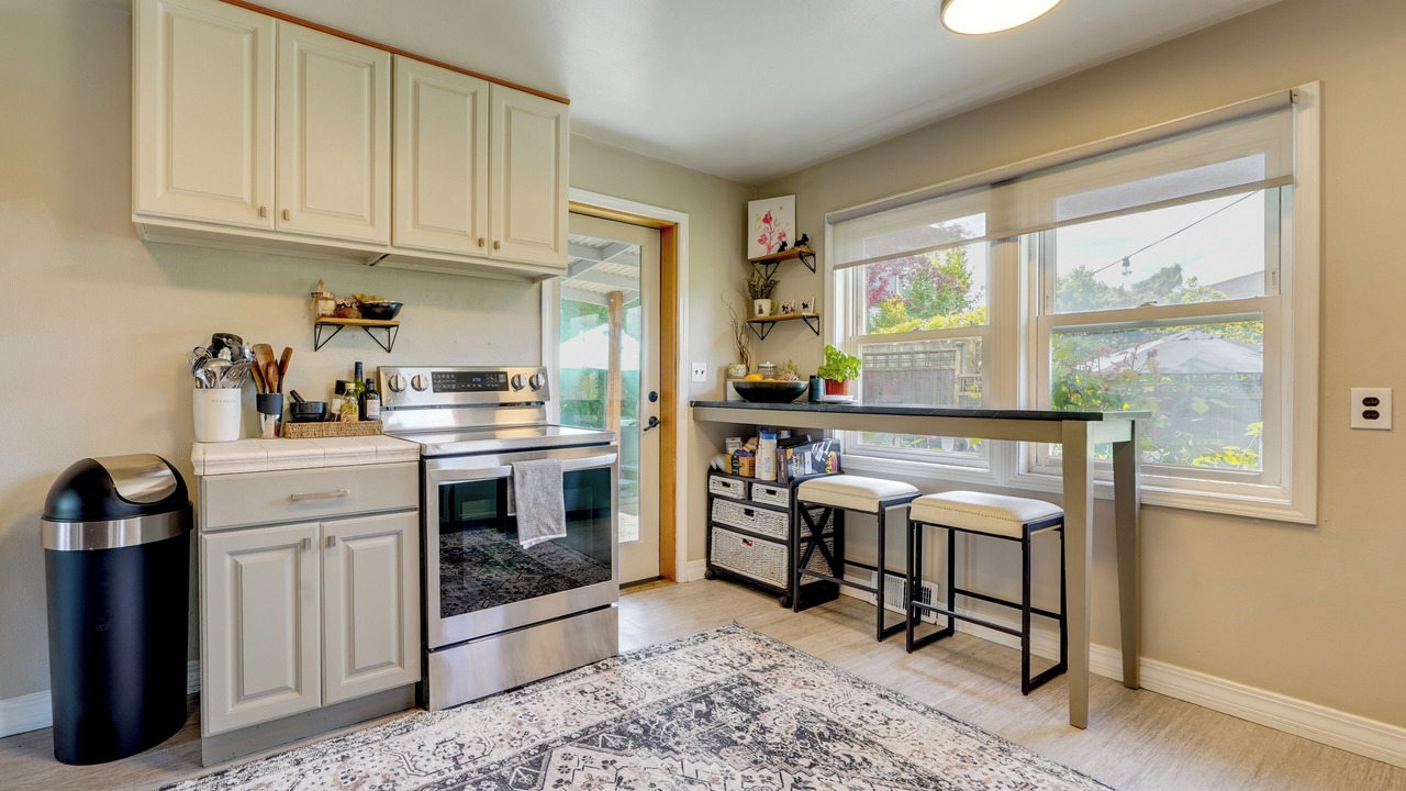 Photo of Kitchen in Seattle Metro Area