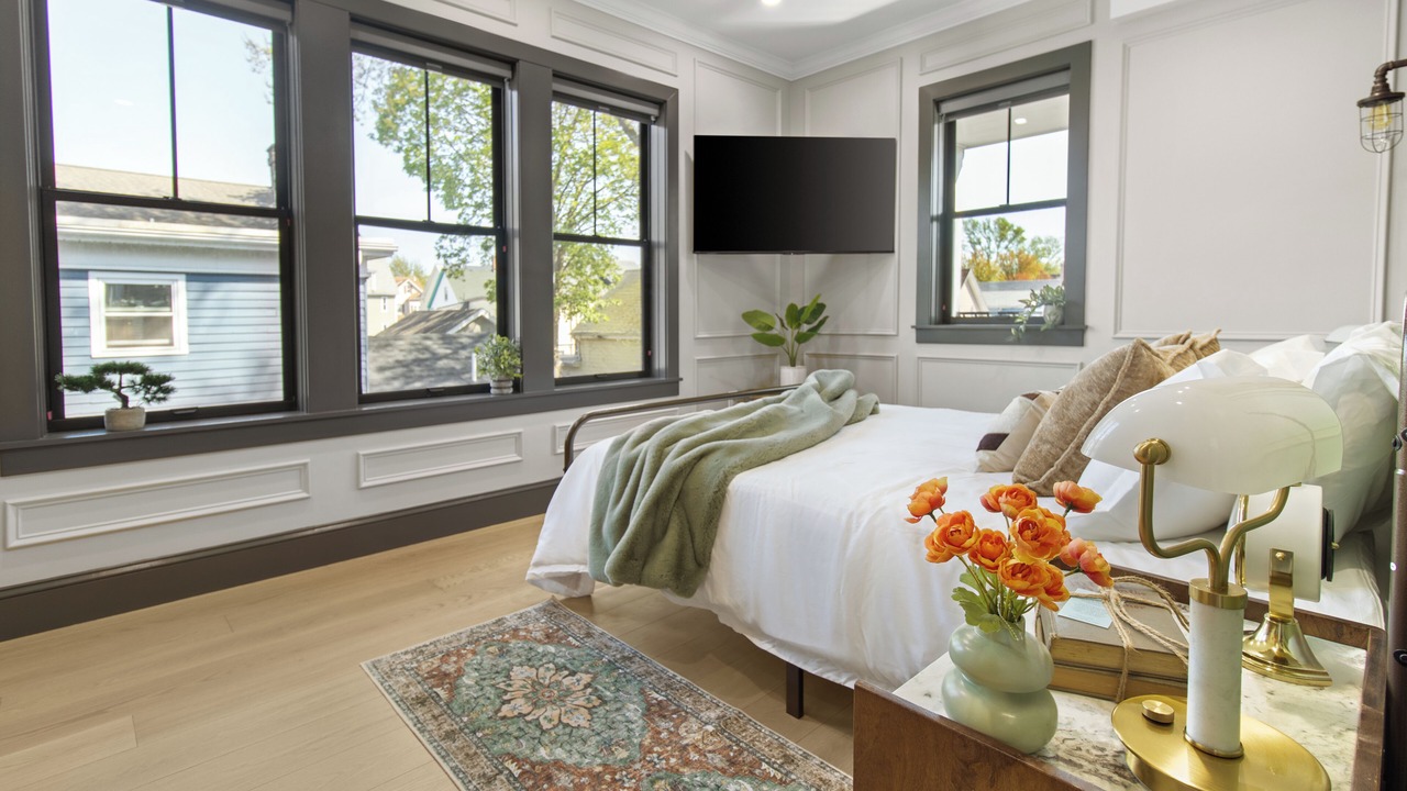 Photo of Bedroom in East Somerville