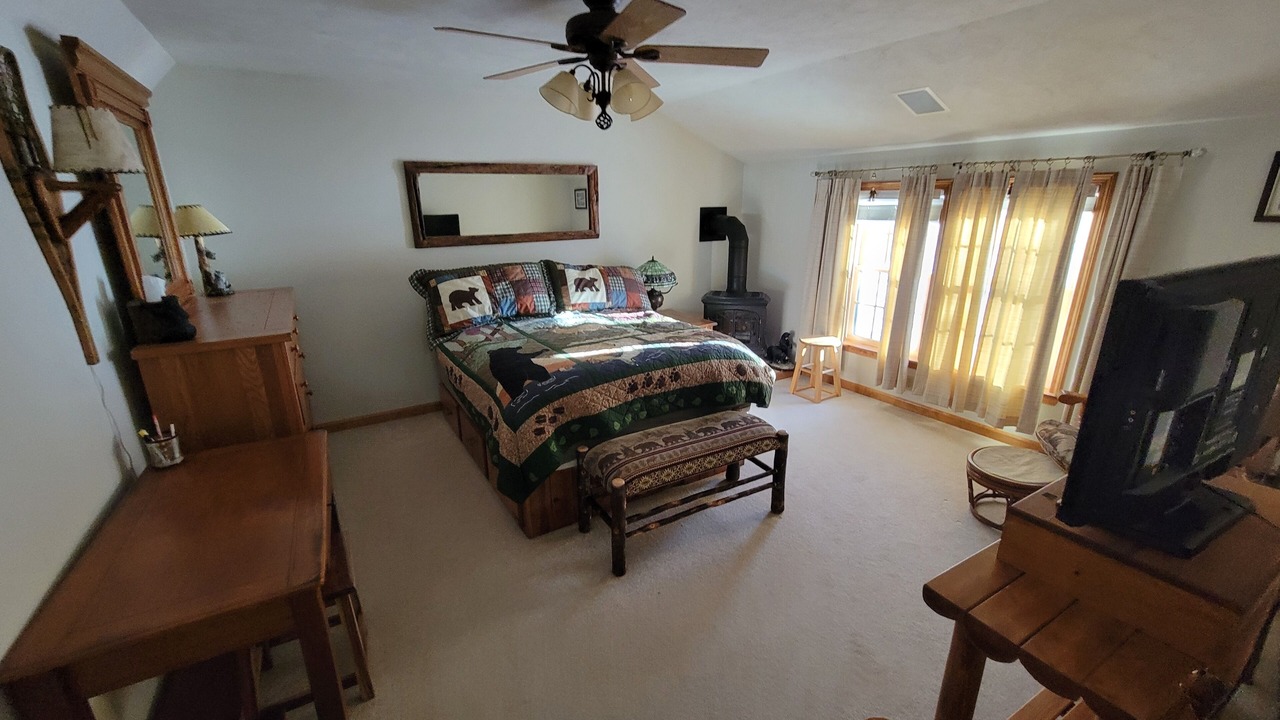 Photo of Bedroom in Olmstedville
