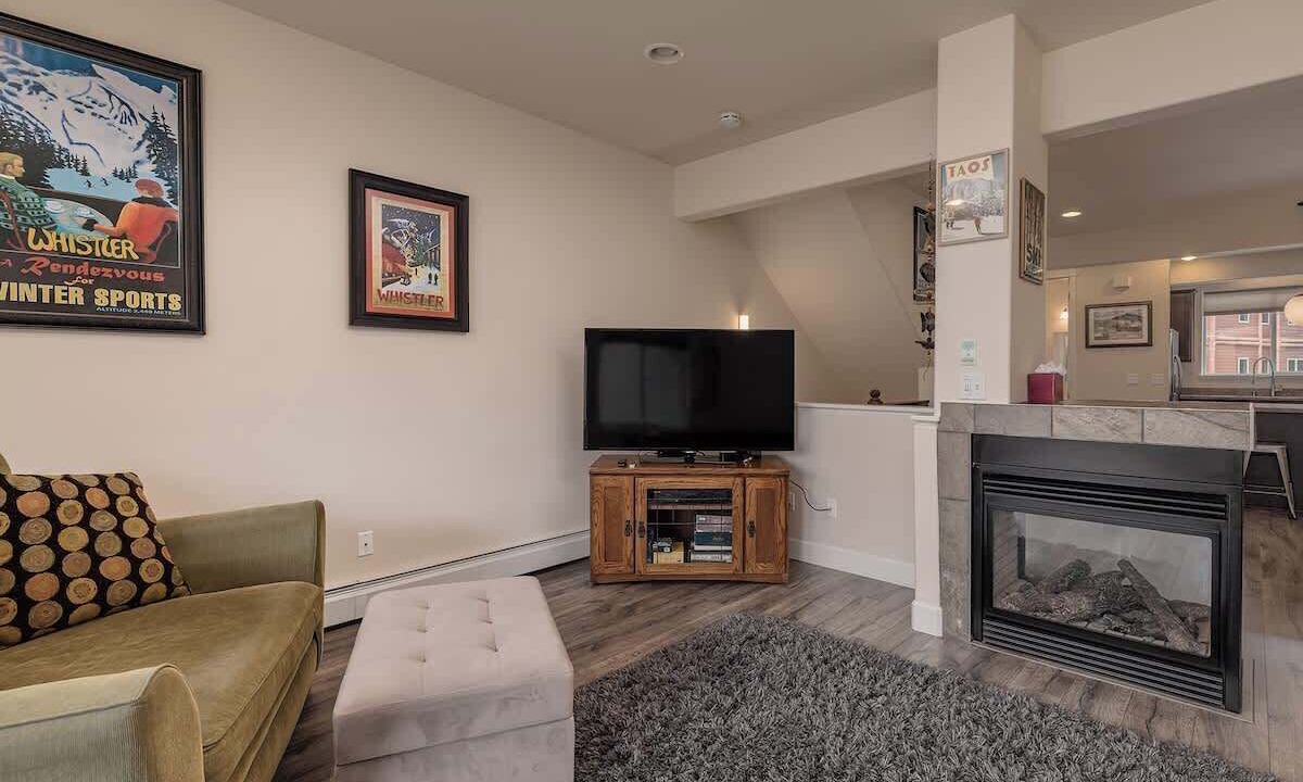 Photo of Livingroom in Alyeska