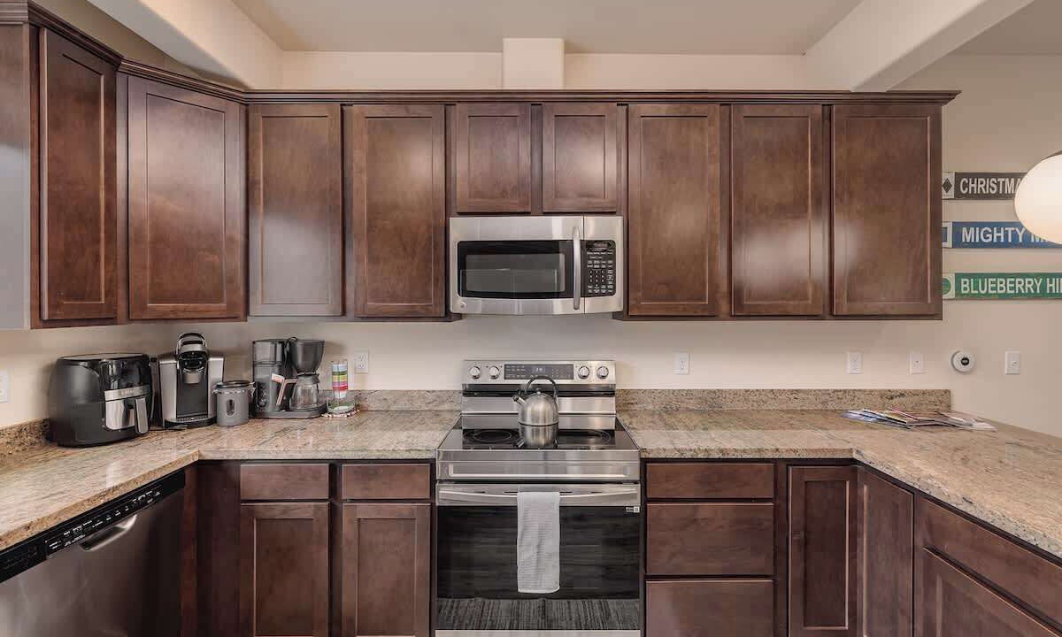 Photo of Kitchen in Alyeska
