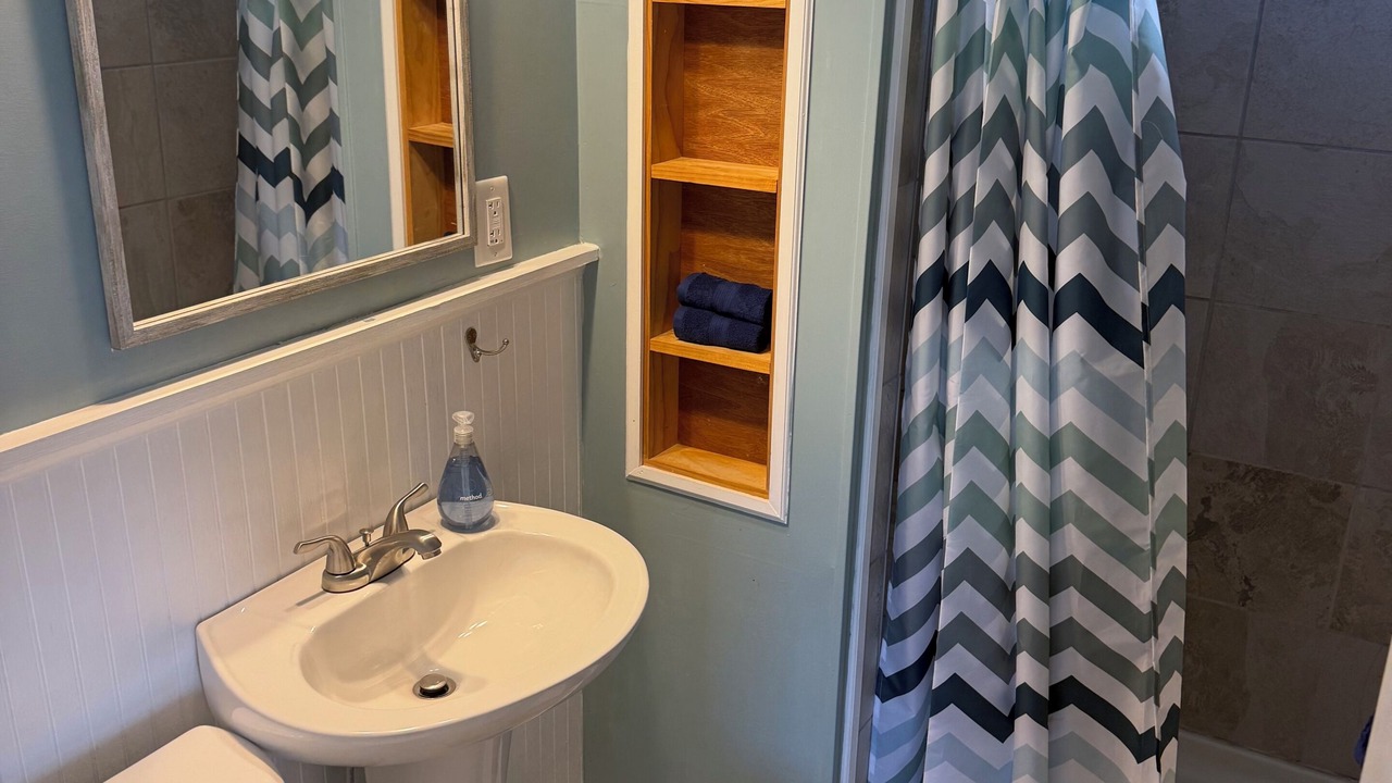 Photo of Bathroom in Kill Devil Hills