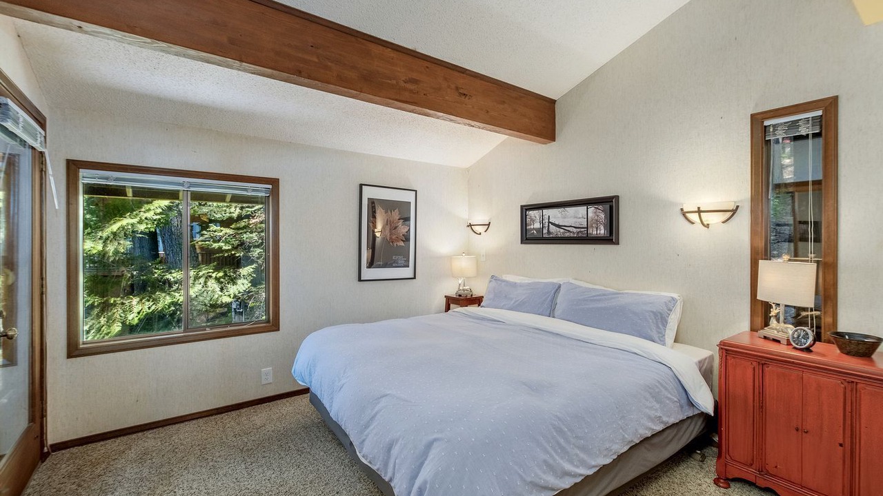 Photo of Bedroom in Leavenworth
