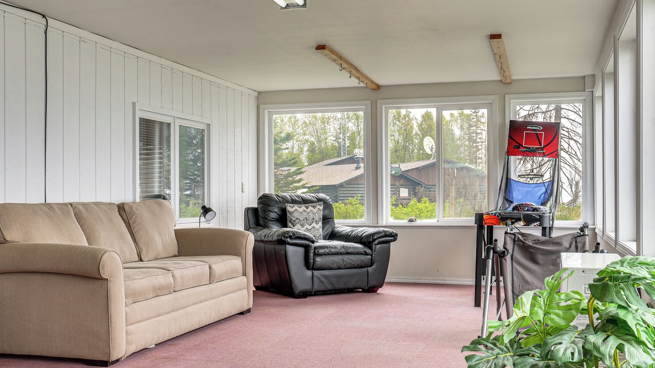 Photo of Livingroom in Salamatof
