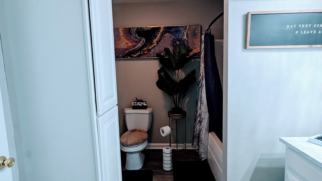 Photo of Bathroom in Mid City North