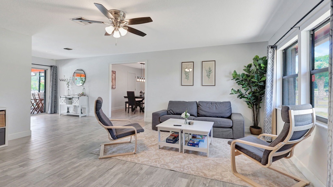 Photo of Livingroom in Lake Worth