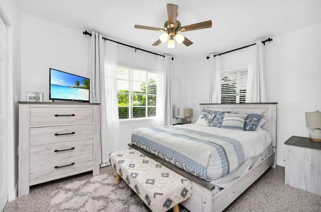 Photo of Bedroom in Pinewood Park