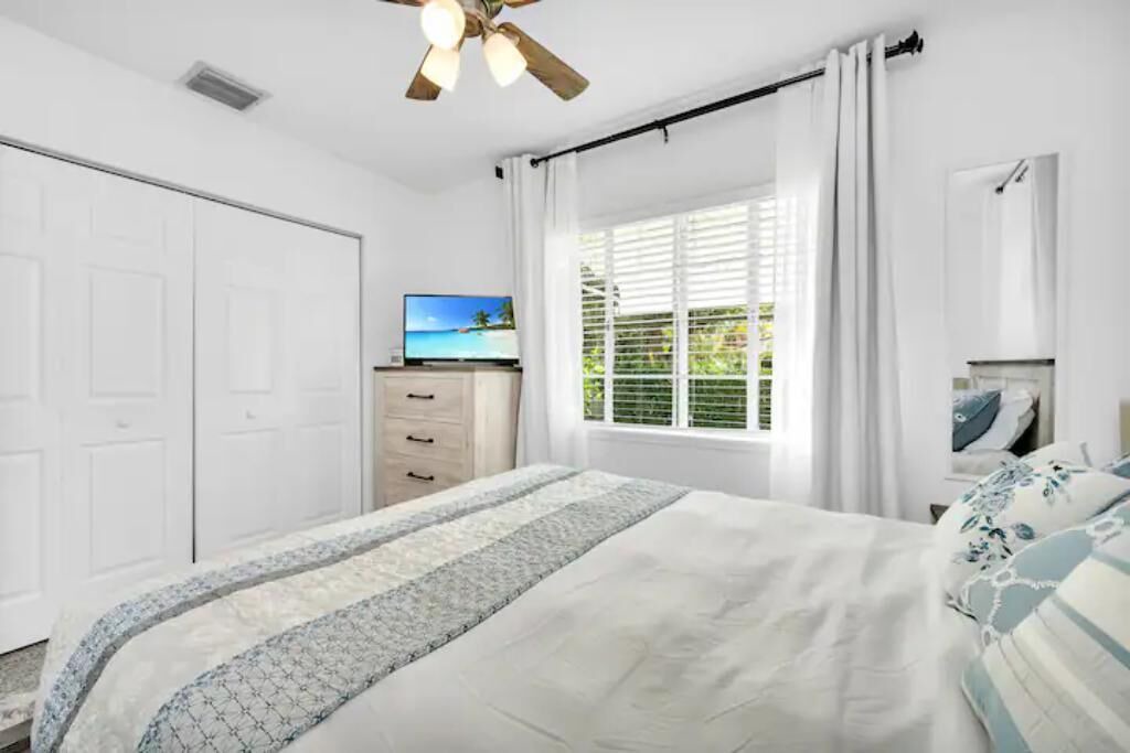 Photo of Bedroom in Pinewood Park