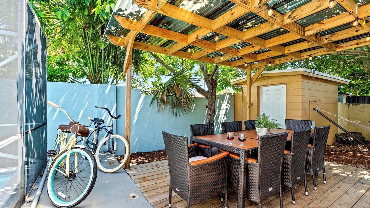 Photo of Outdoor in Lantana