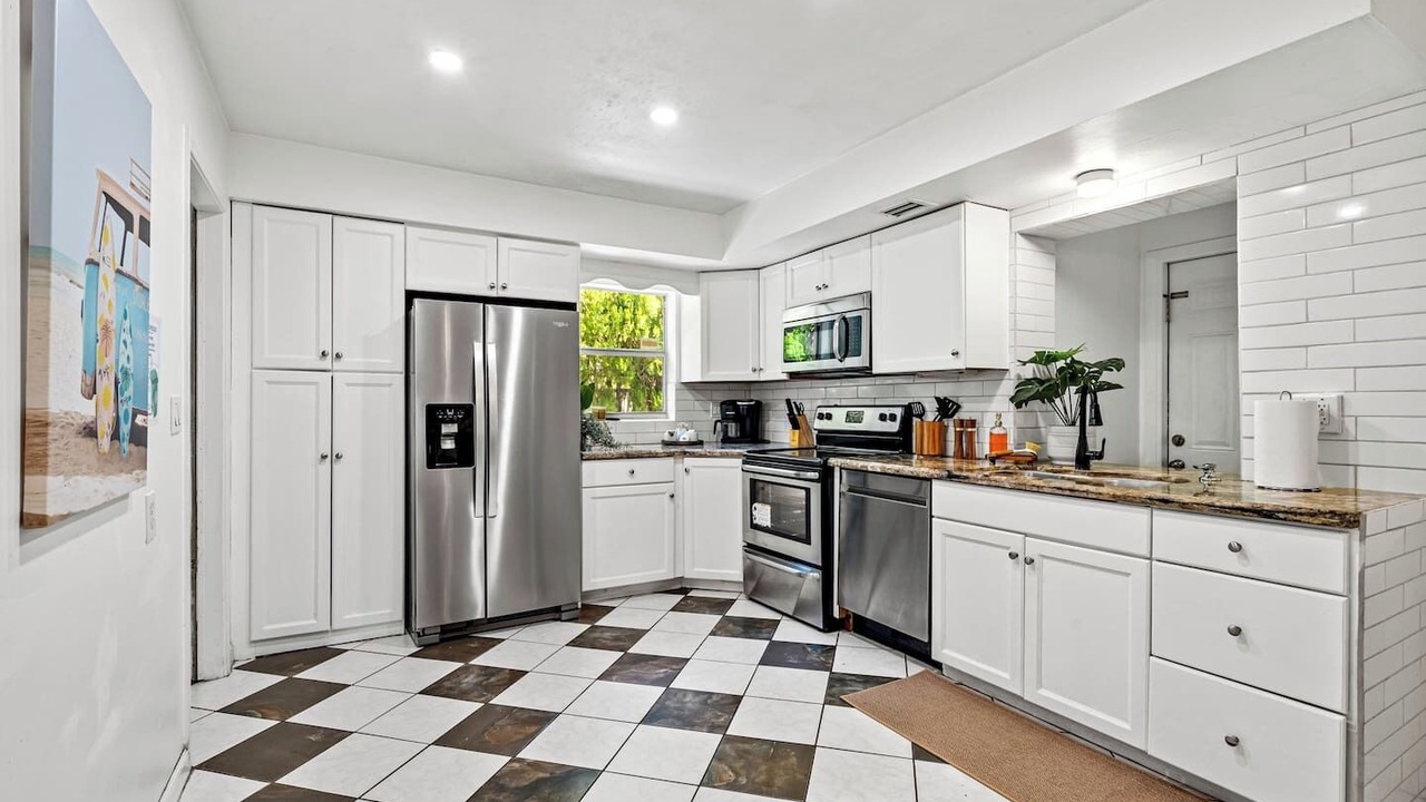 Photo of Kitchen in Lantana
