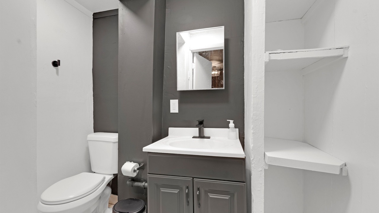 Photo of Bathroom in Pinewood Park