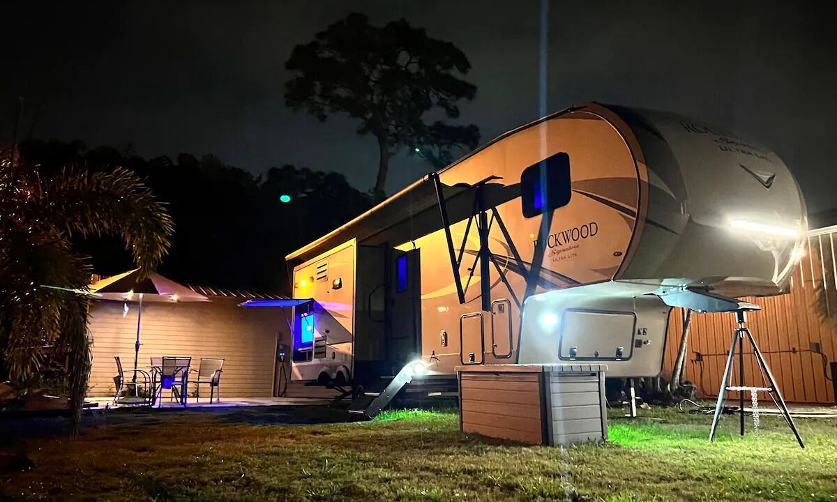 Photo of Outdoor in Florida Gardens