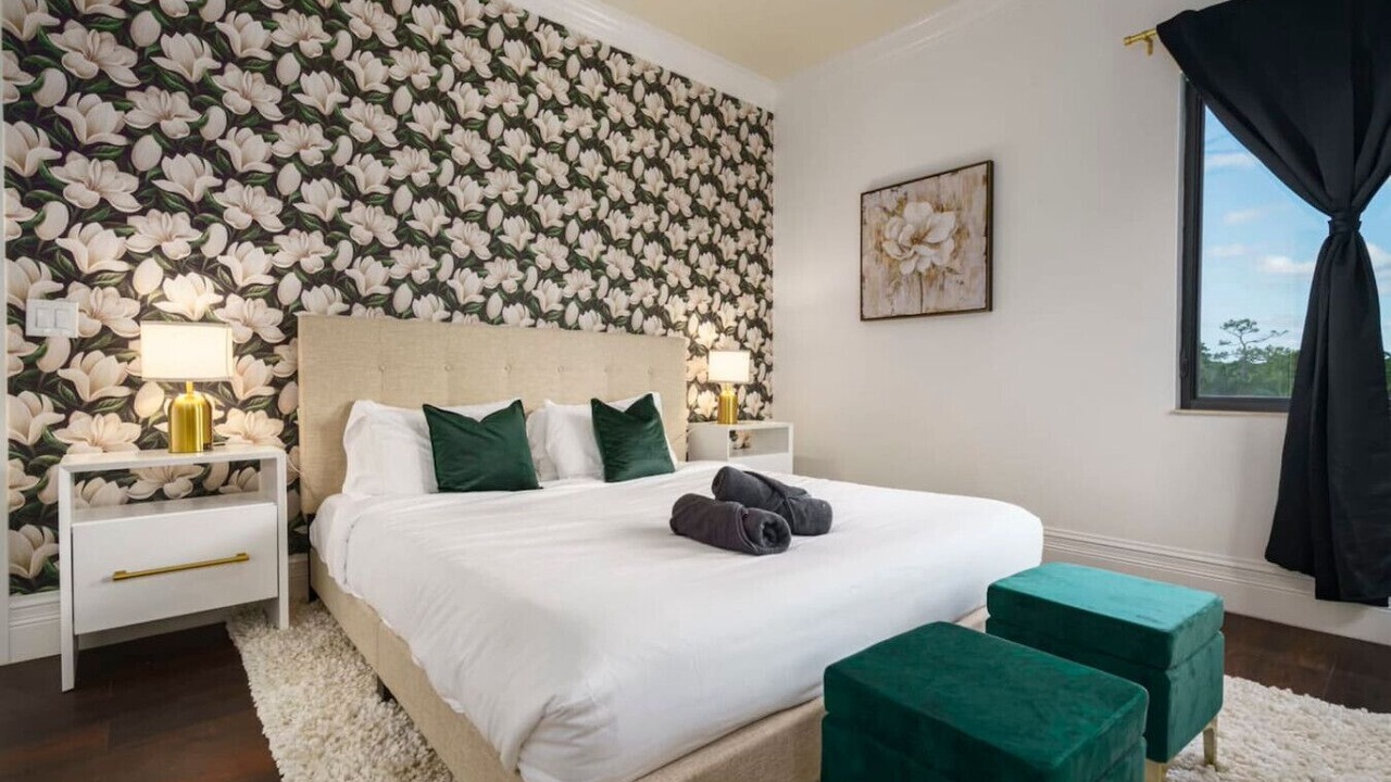 Photo of Bedroom in Palm Beach Country Estates