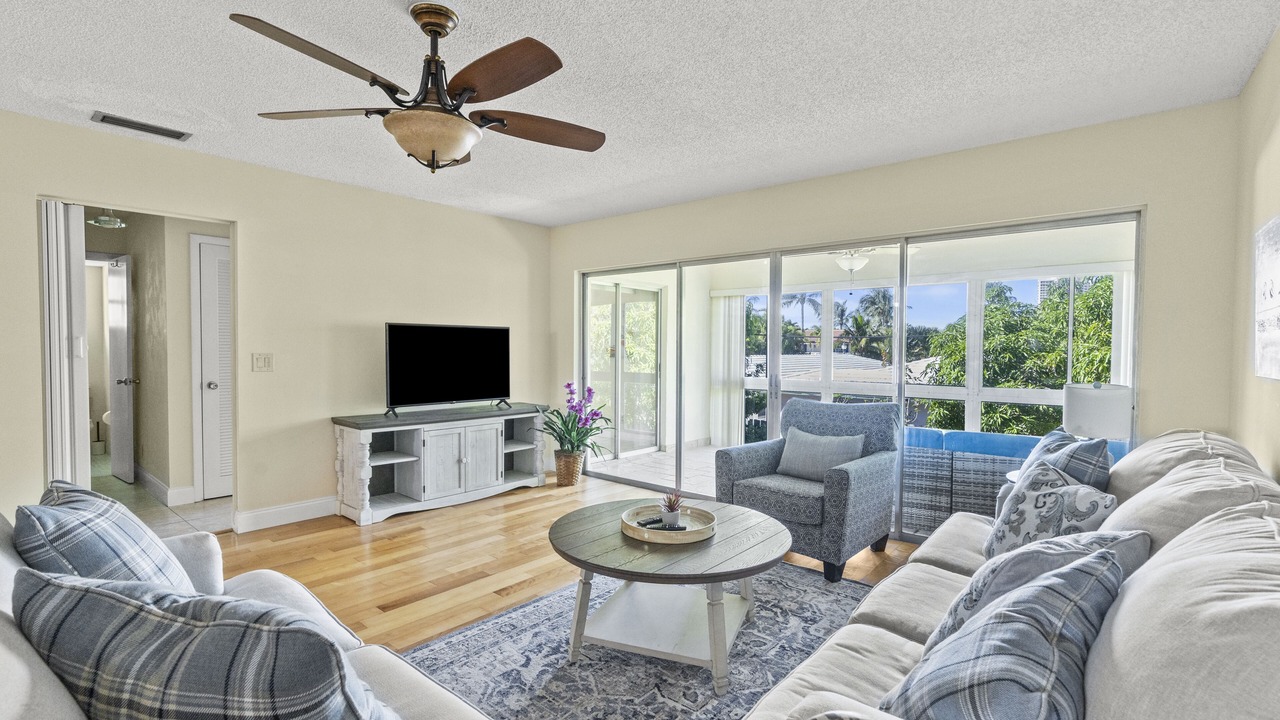 Photo of Bedroom in Palm Beach Shores