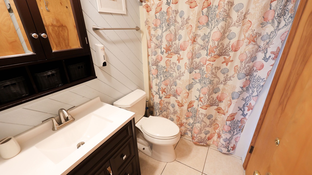 Photo of Bathroom in Duck